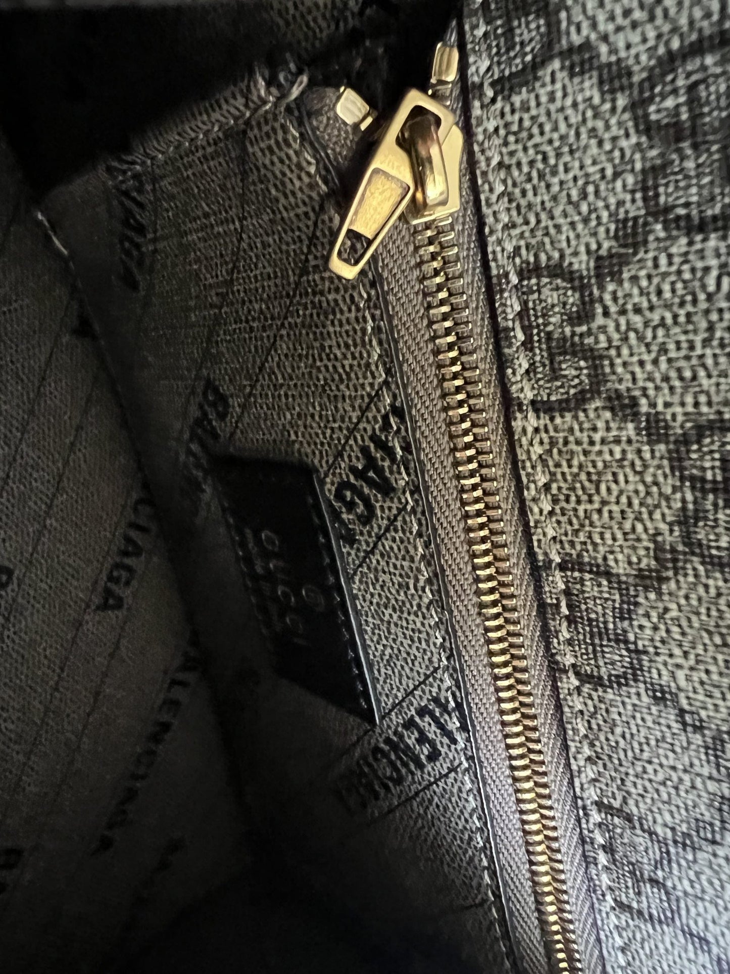 Gucci x Balenciaga The Hacker Project Small Hourglass Top Handle Bag Beige /Ebony