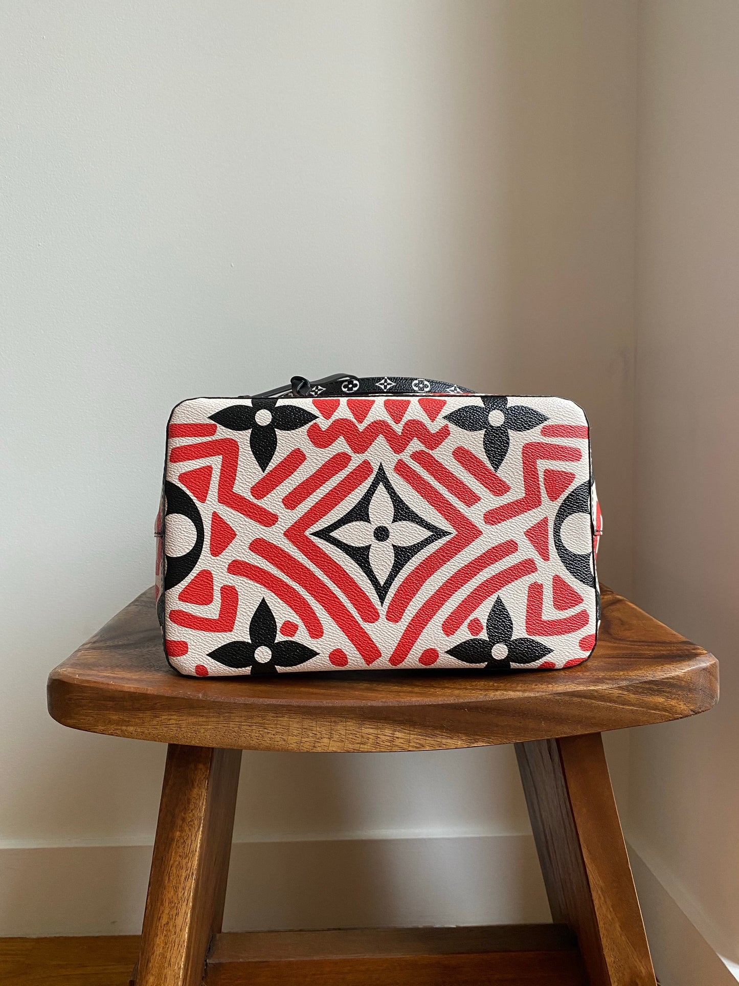 Louis Vuitton LV Crafty Neonoe MM M45362