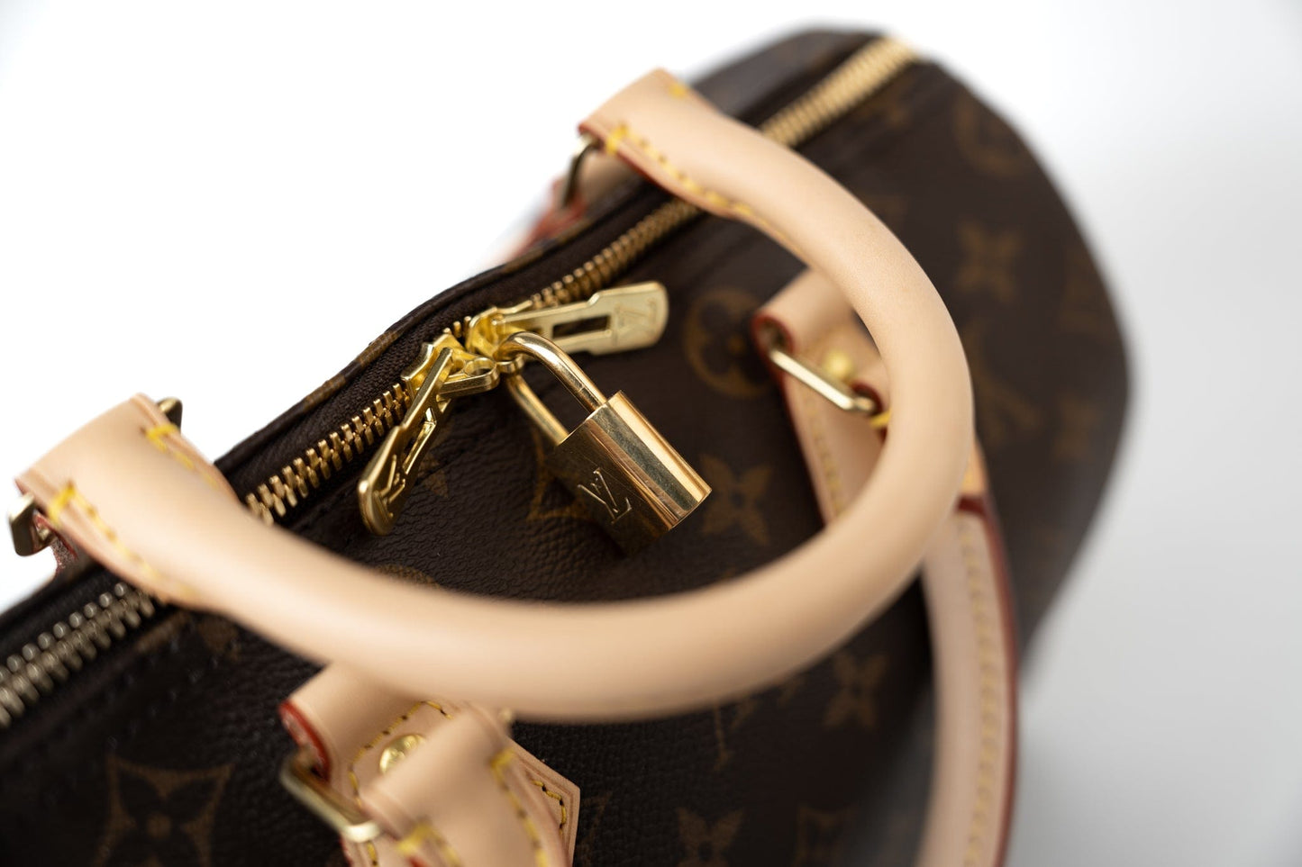 Louis Vuitton Monogram Speedy Bandouliere 25