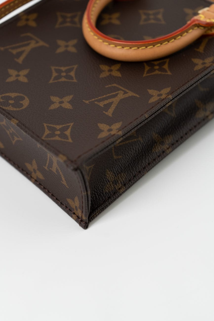Louis Vuitton Petit Sac Plat