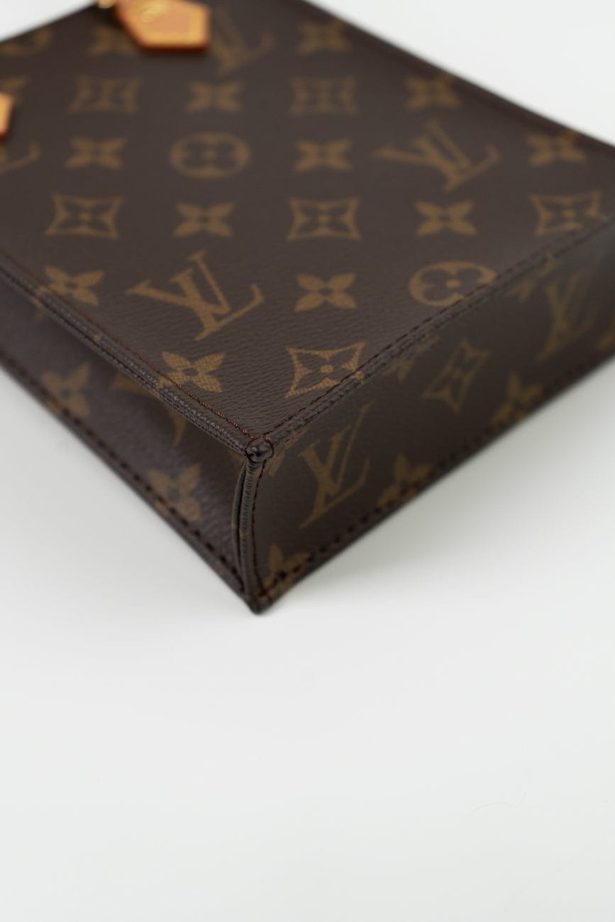 Louis Vuitton Petit Sac Plat