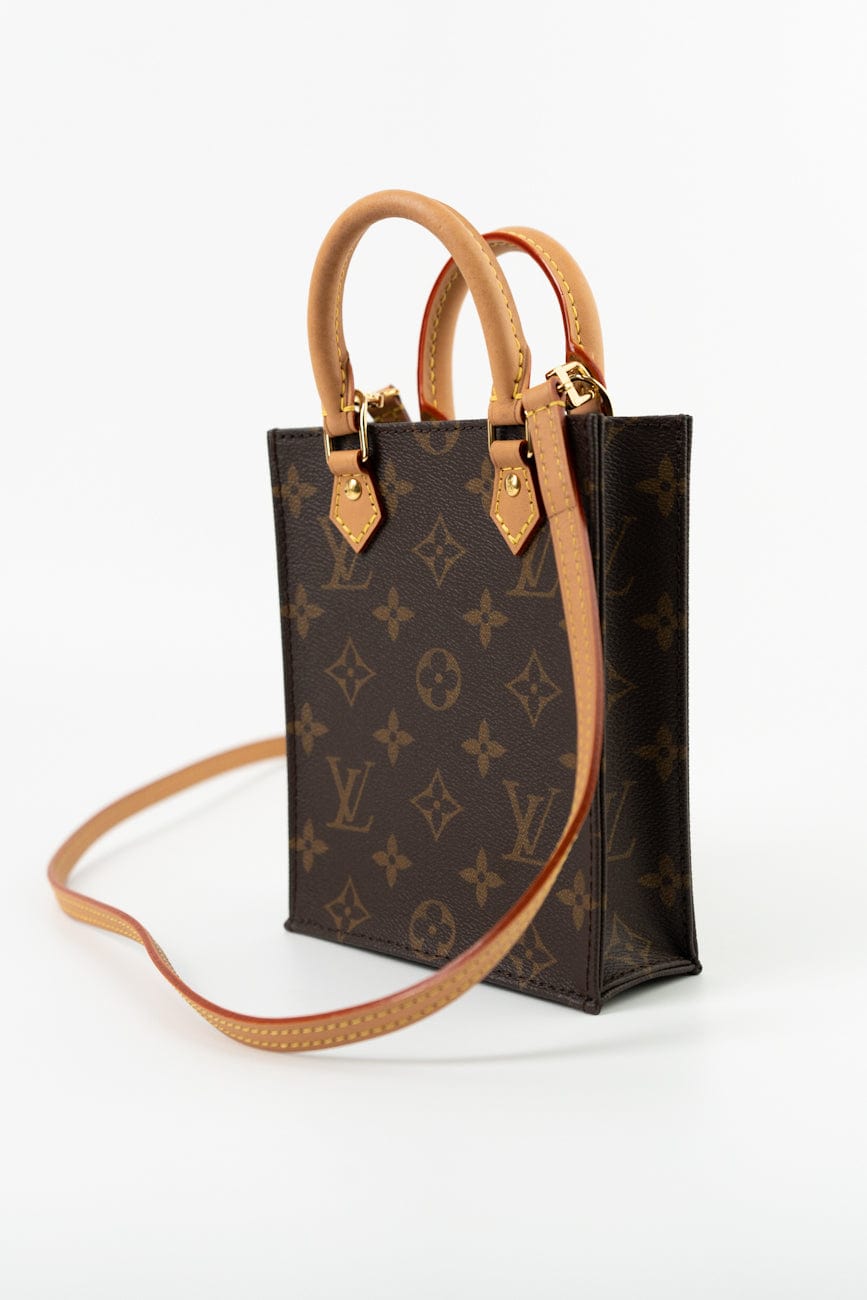 Louis Vuitton Petit Sac Plat