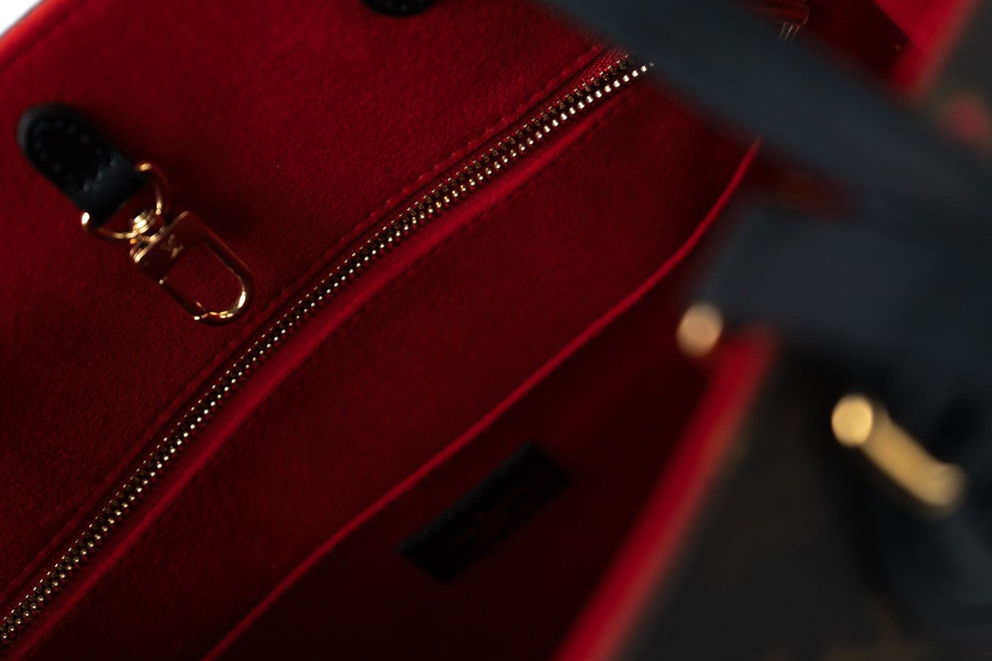 LOUIS VUITTON- Onthego MM Valentine’s Day Collection