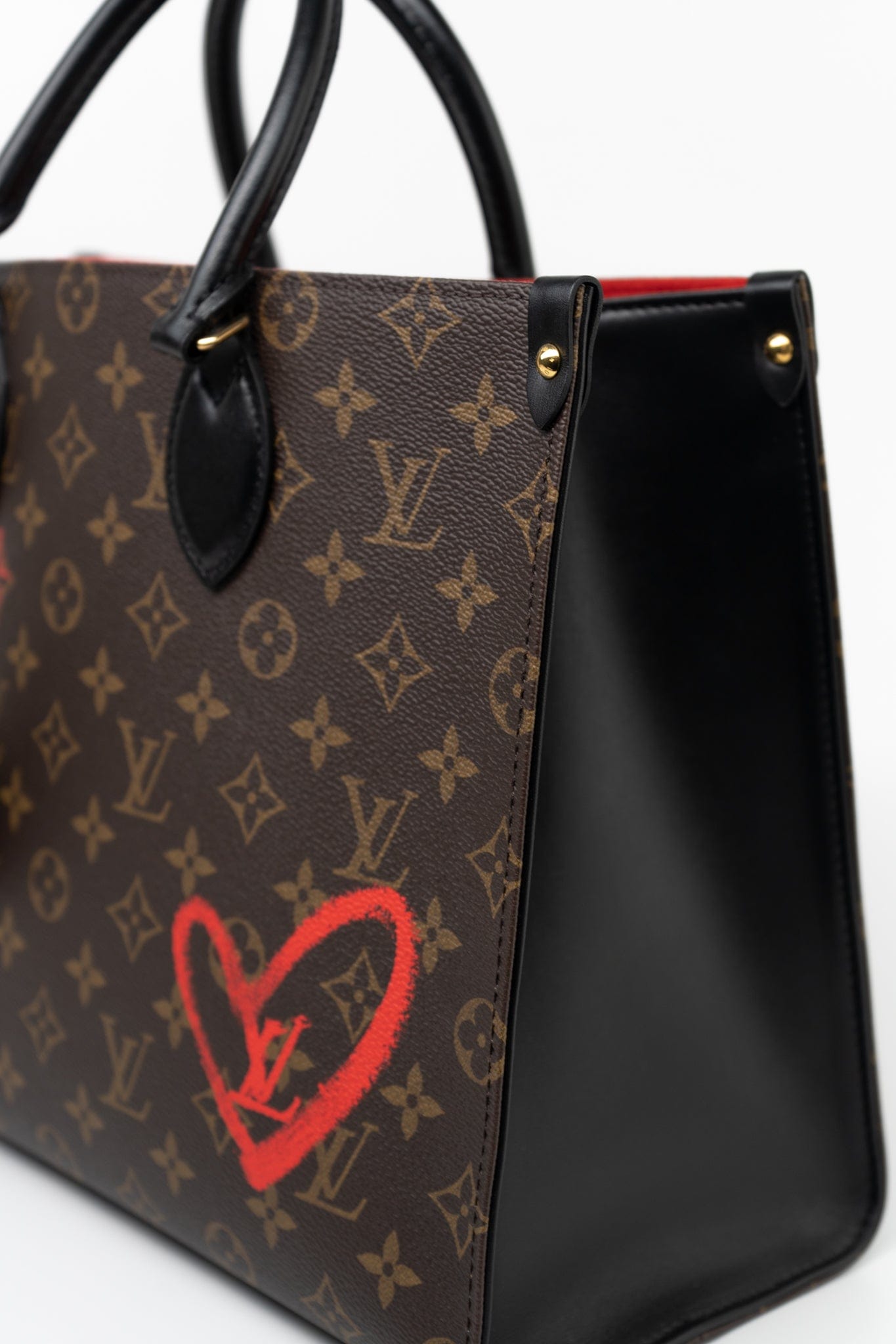 LOUIS VUITTON- Onthego MM Valentine’s Day Collection