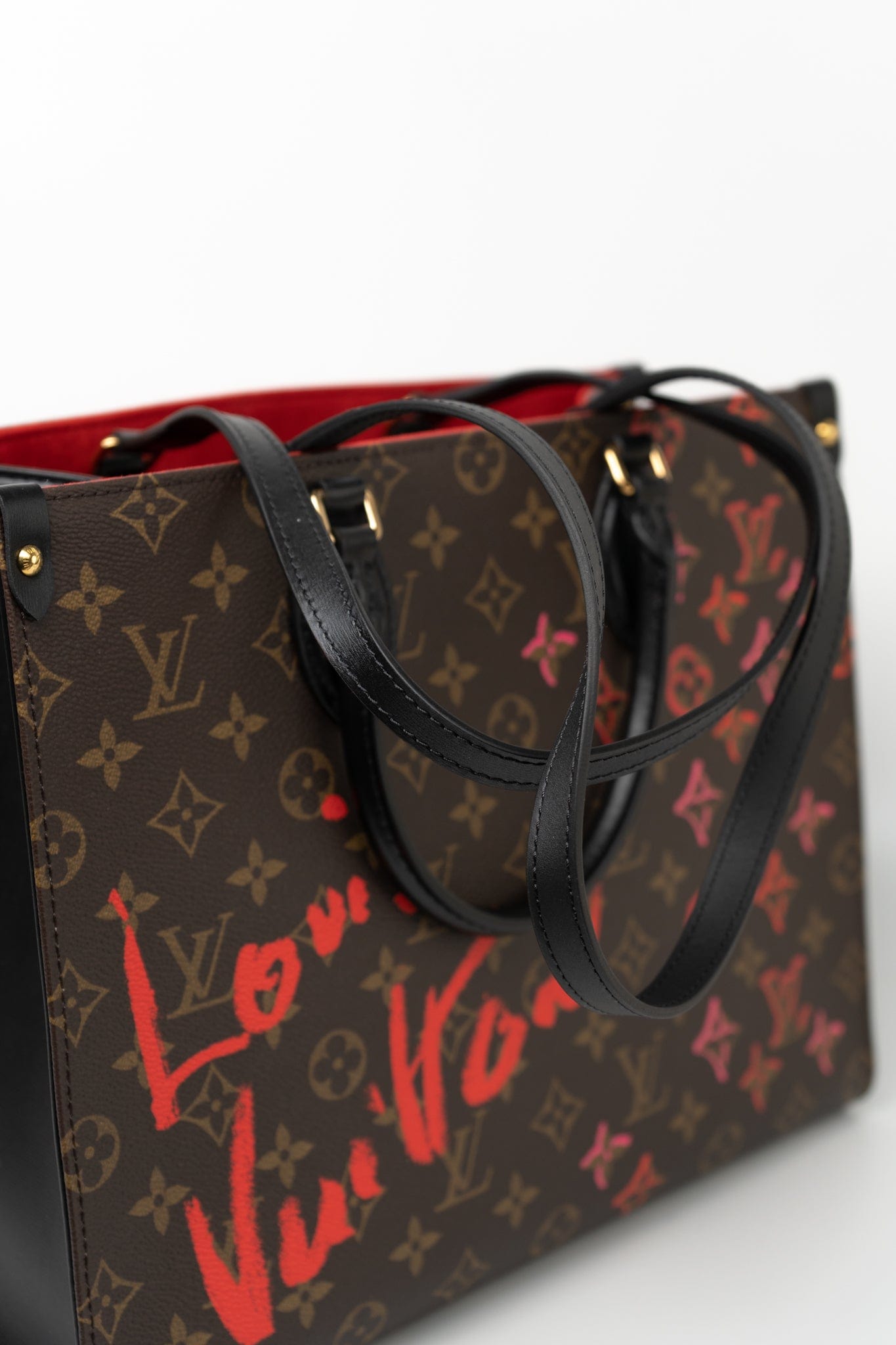 LOUIS VUITTON- Onthego MM Valentine’s Day Collection