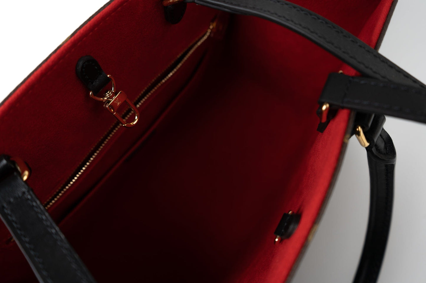 LOUIS VUITTON- Onthego MM Valentine’s Day Collection